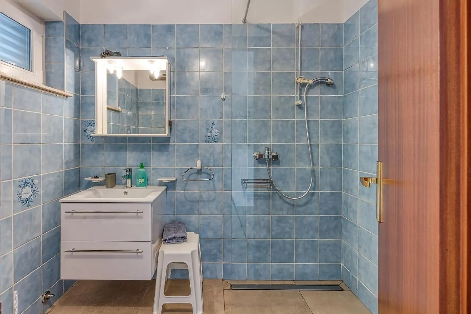Lovely Cottage With Jacuzzi Veligolji Hébergement de vacances